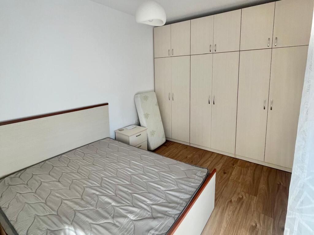Apartament 1+1+parkim per qira,Rruga Jordan Misja