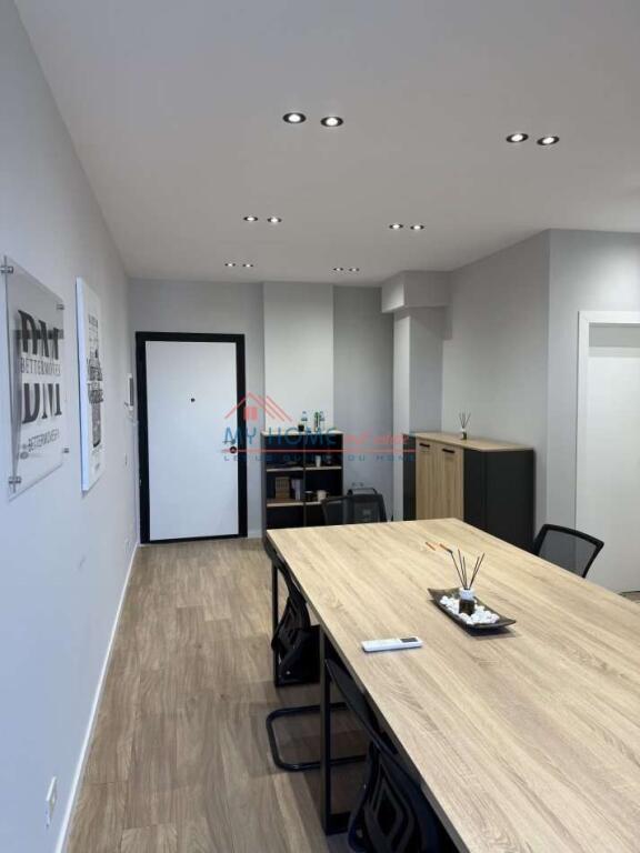 Office for rent at Mine Peza Street Tirana