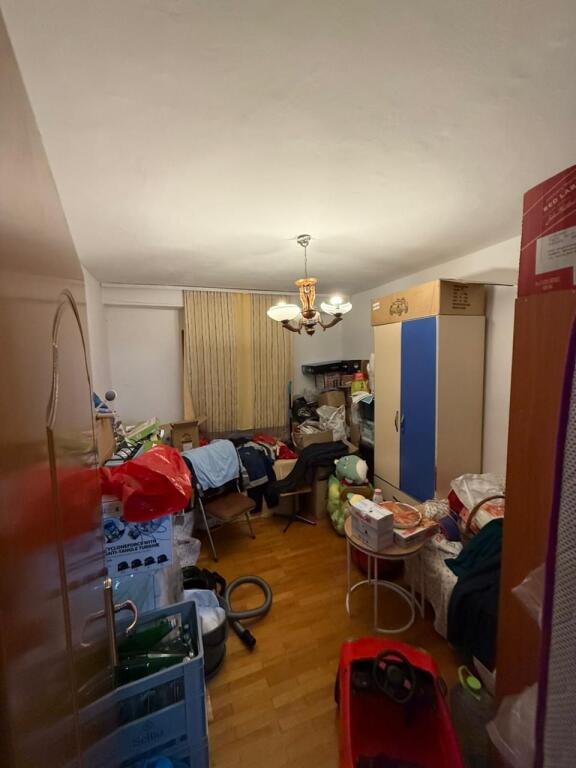 In vendita: Appartamento 2+1 in Ish Rajoni, Quartiere 5