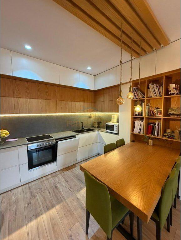 Apartment 2+1 for sale Gramoz Pashko Near the Faculty of Economics