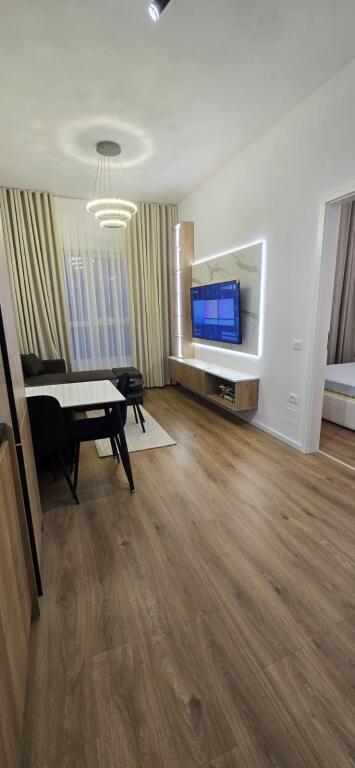 Apartament 1+1 me qira prane Mangalem 21!