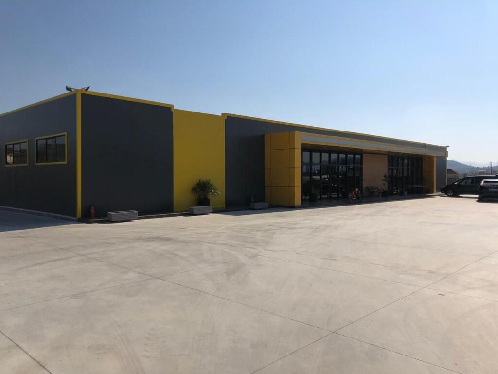🏭 CAPANNONE IN AFFITTO – PRUSH