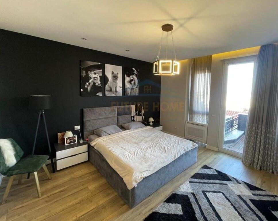 Shitet, Apartament 2+1+2, Kopshti Botanik, Tiranë.
