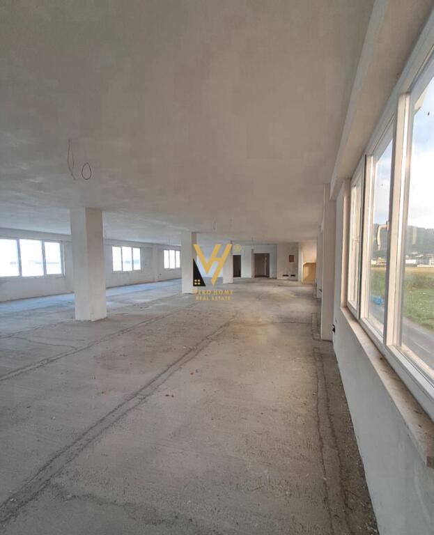 BUSINESS PREMISES 1,280 M2 FOR RENT IN VAQARR 13,000 EURO