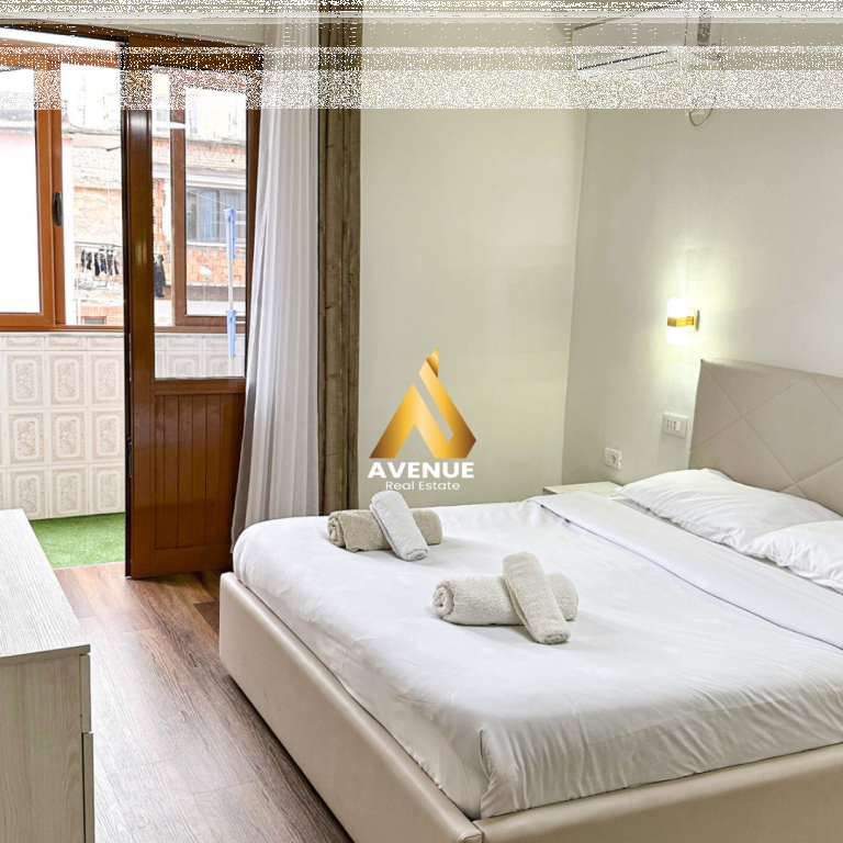 Affittasi appartamento 2+1 di lusso – Piazza Wilson, Tirana