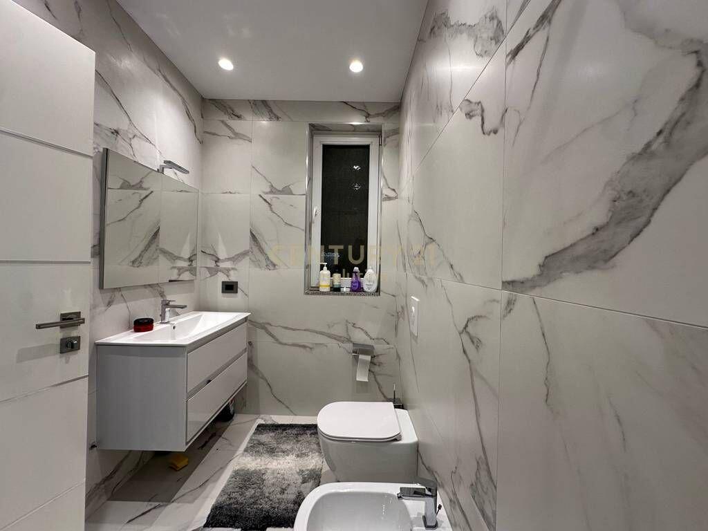 Apartament 3+1+2 për shitje pranë Vilës L, Astir