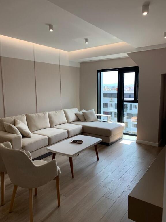 Japim me qera 1+1 te Square 21, 21 Dhjetori