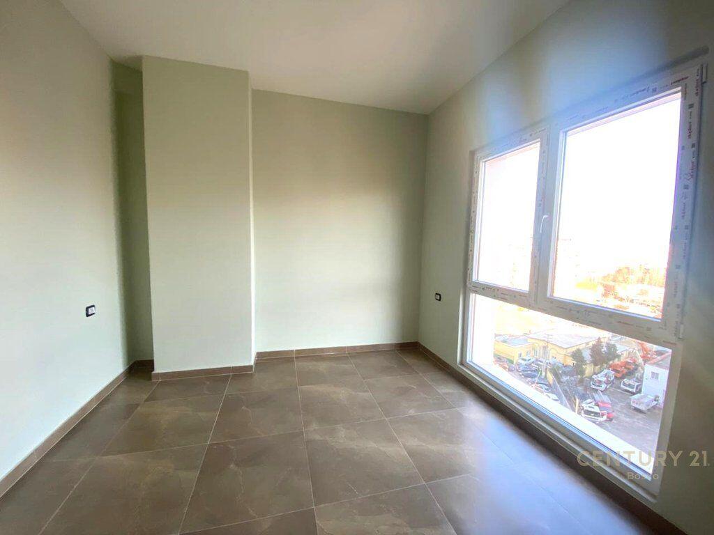 Jepet me Qera Apartament 2+1+2 , Zyra ose Banim , Zogu i Zi