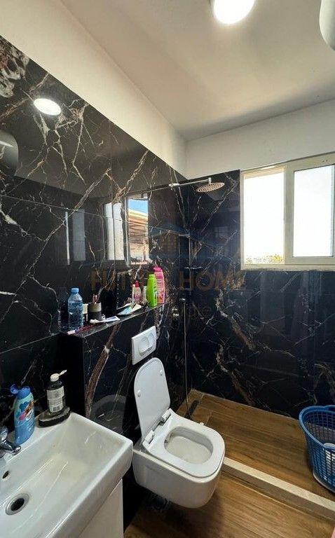 Apartment 2+1+2+ Veranda for sale, Shkozë..