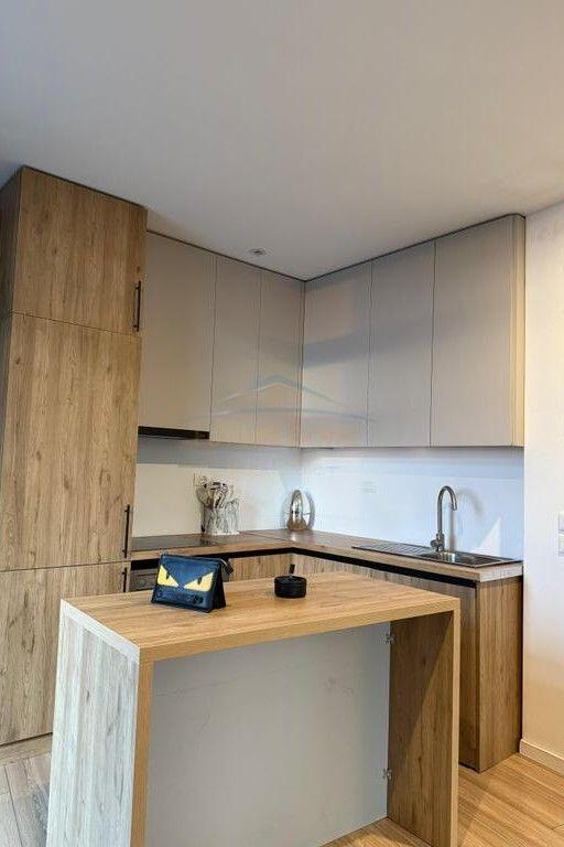For sale, Apartment 2+1, Lake View Residence, Tirana.