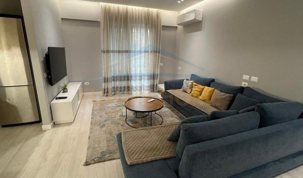 In vendita, Appartamento 2+1+2, Via Barrikadave, Tirana