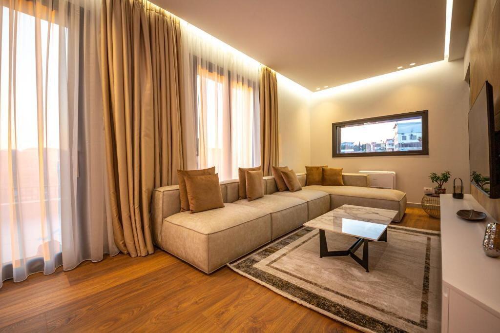VILLA INDIVIDUALE IN AFFITTO A SAUK !