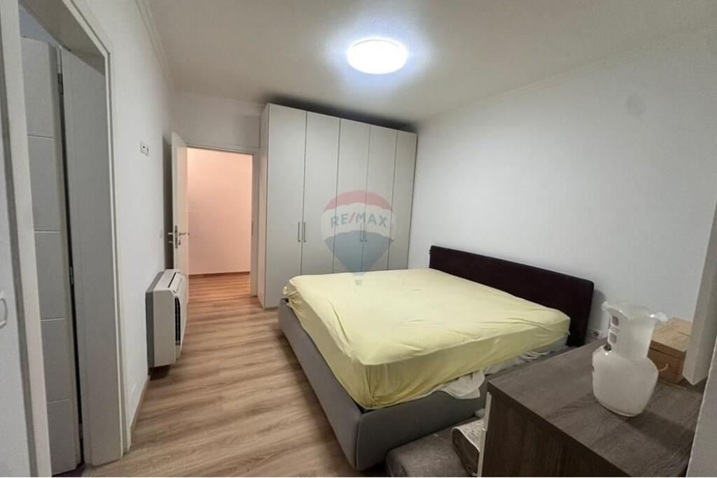 Appartamento moderno in affitto a Pazari i Ri