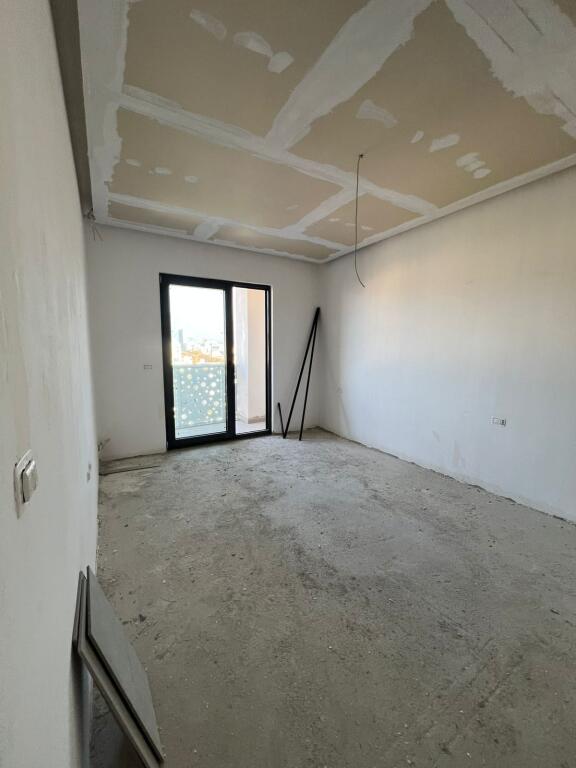 🏡 Shitet Apartament 1+1, Corner Residence