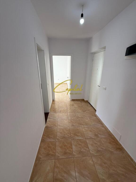 VENDESI APPARTAMENTO 1+1 21 DICEMBRE 130.000 EURO
