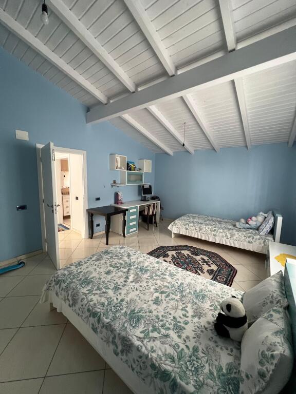 Apartment 4+1 furnished for rent