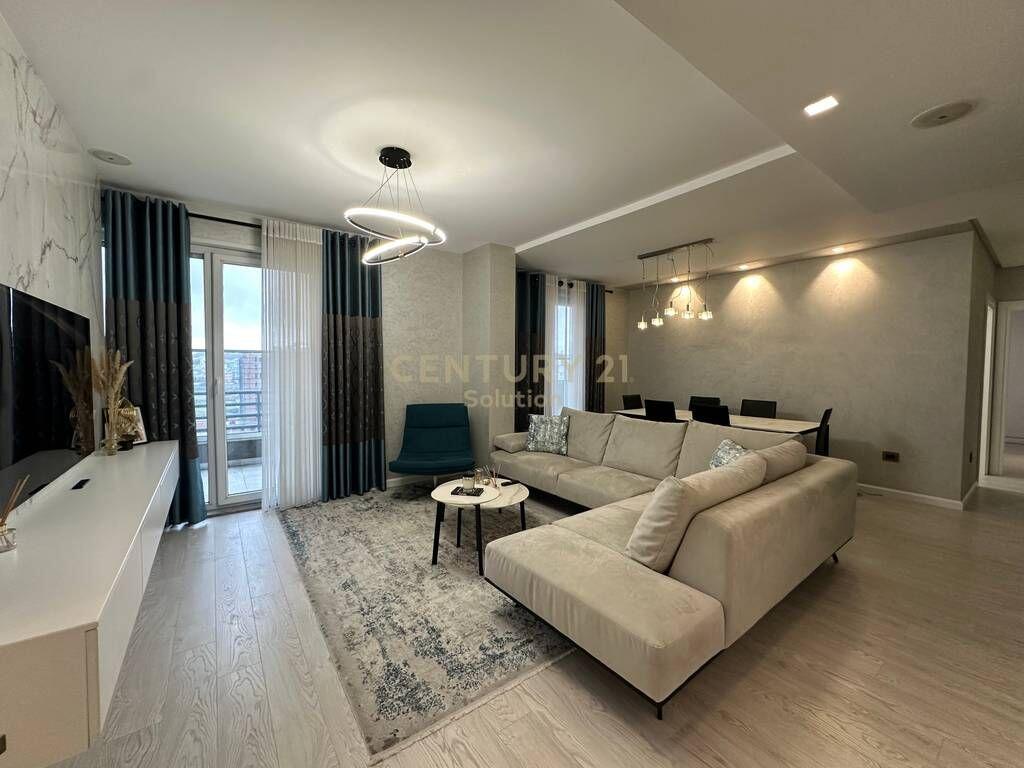 Apartament 3+1+2 për shitje pranë Vilës L, Astir