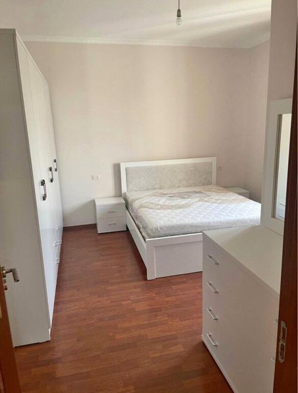 Si affitta il secondo piano di una villa 2+1 - Il 5 maggio!!!