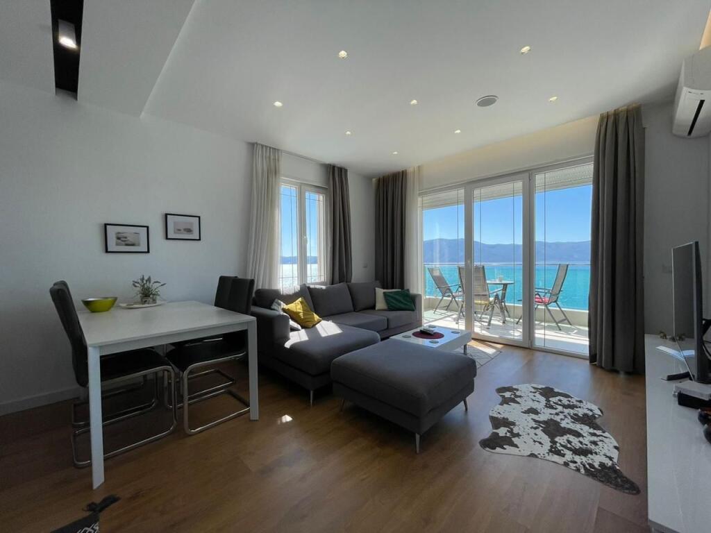 FOR SALE | LUXURY APARTMENT | COLD WATER - VLORË