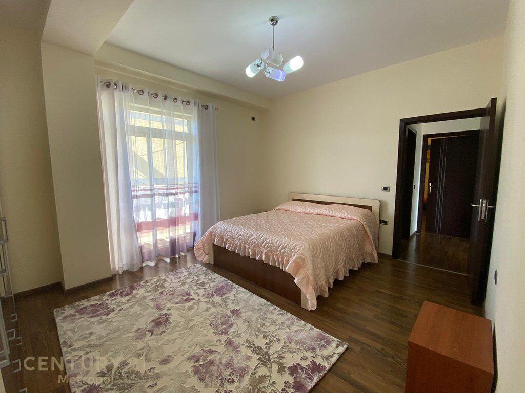 Apartment 2+1+2 for sale in the area of the Artificial Lake, near Hotel Radisson. 259,400 € Total area 134m2