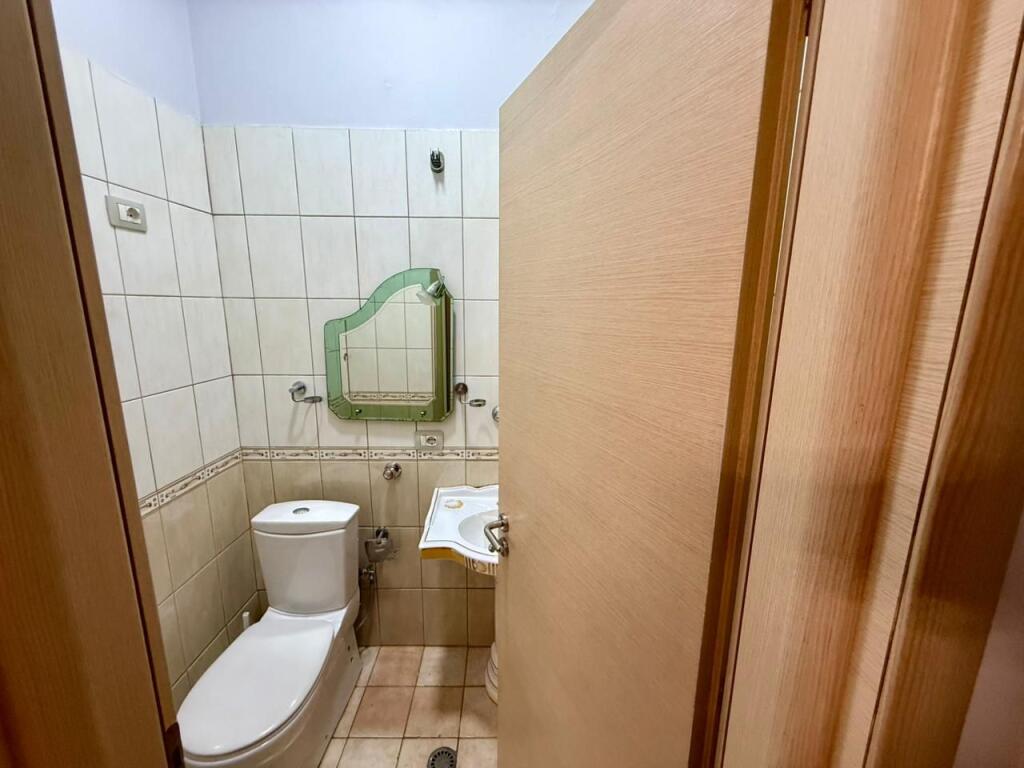 📣 AFFITTO Appartamento 2+1 Con 2 Bagni 📍 Myslym Shyri ✨💶 Prezzo 55.000 Lek/Mese (Non Trattabile)