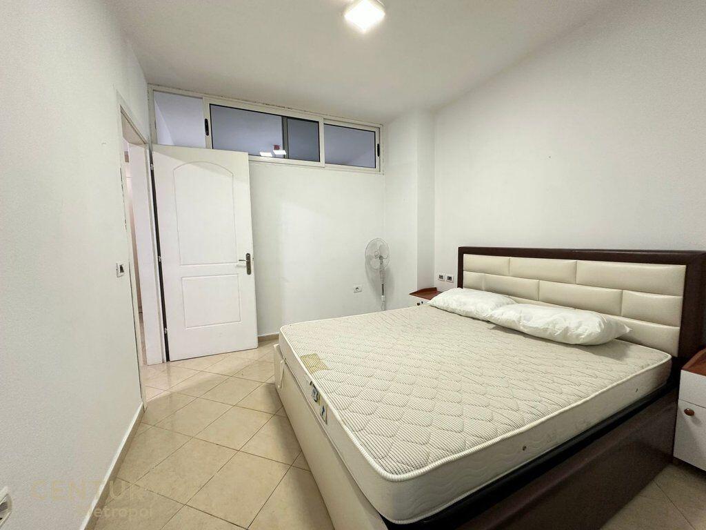 APARTAMENT PER QIRA 2+1 PRANE BAR CIAO-RRUGA E QELQIT!