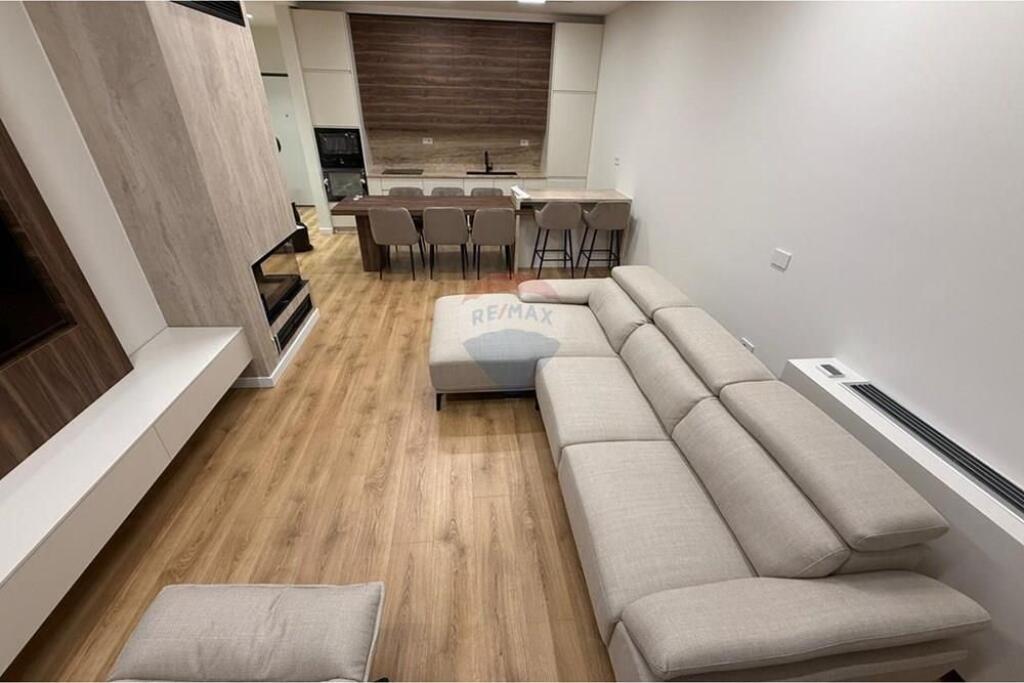 Modern 2+1 apartment for rent near the Dry Lake!