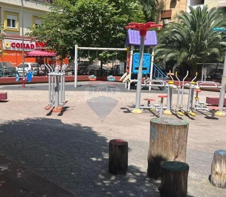 Negozio - In Vendita - Via Rreshit Çollaku, Tirana(ID: 530571005-16)