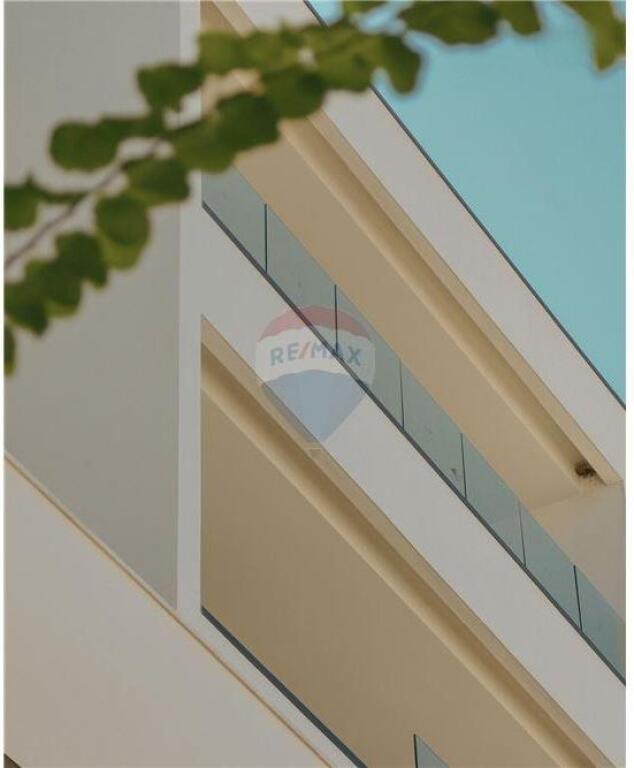 🏢 Appartamento 2+1+2 in Vendita – Lungo Mare, Vlorë