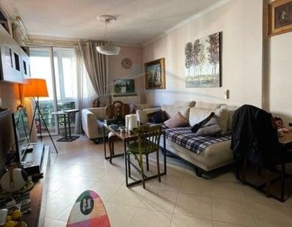 For sale, Apartment 2+1 Vila L, New Ring, Tirana.