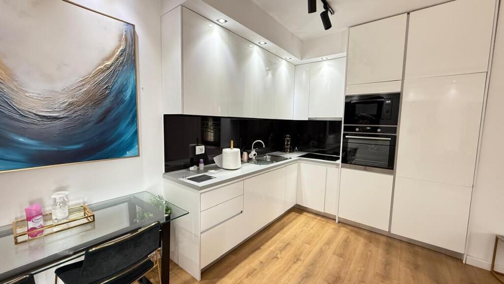 2+1 apartment for rent in Bllok!