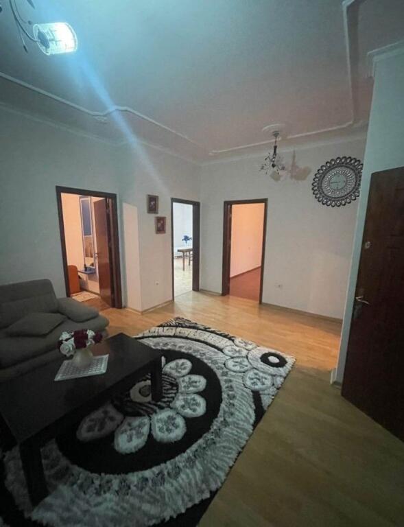 Si affitta il secondo piano di una villa 2+1 - Il 5 maggio!!!