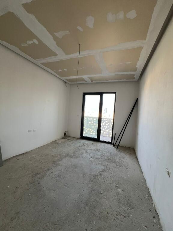 🏡 Shitet Apartament 1+1, Corner Residence