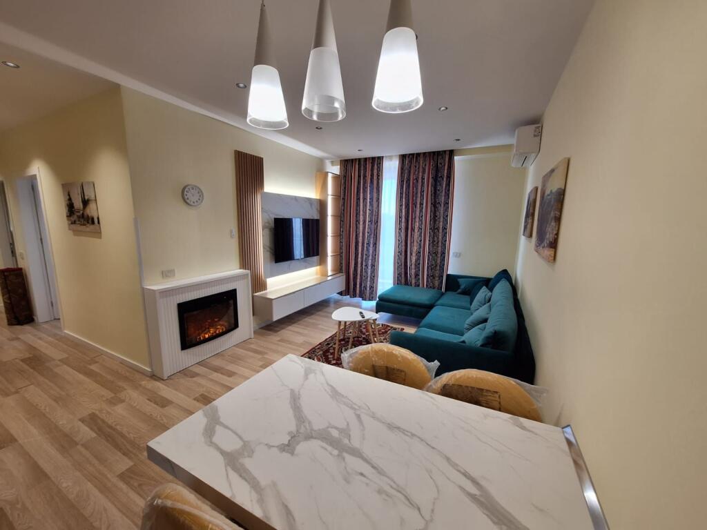 Apartament 2+1+Post parkimi për Qira në Rrugën Mine Peza, në Golden Tower Residence !