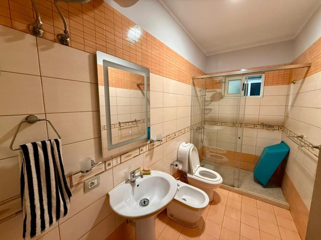 📣 AFFITTO Appartamento 2+1 Con 2 Bagni 📍 Myslym Shyri ✨💶 Prezzo 55.000 Lek/Mese (Non Trattabile)