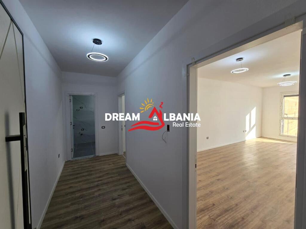 Appartamento 1+1 in vendita Color Splash Paskuqan, Tirana ID (41111157)
