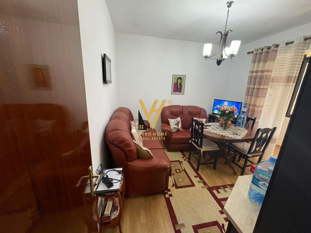 SHITET APARTAMENT 3+1 TE RRUGA BARDHYL 160.000 EURO