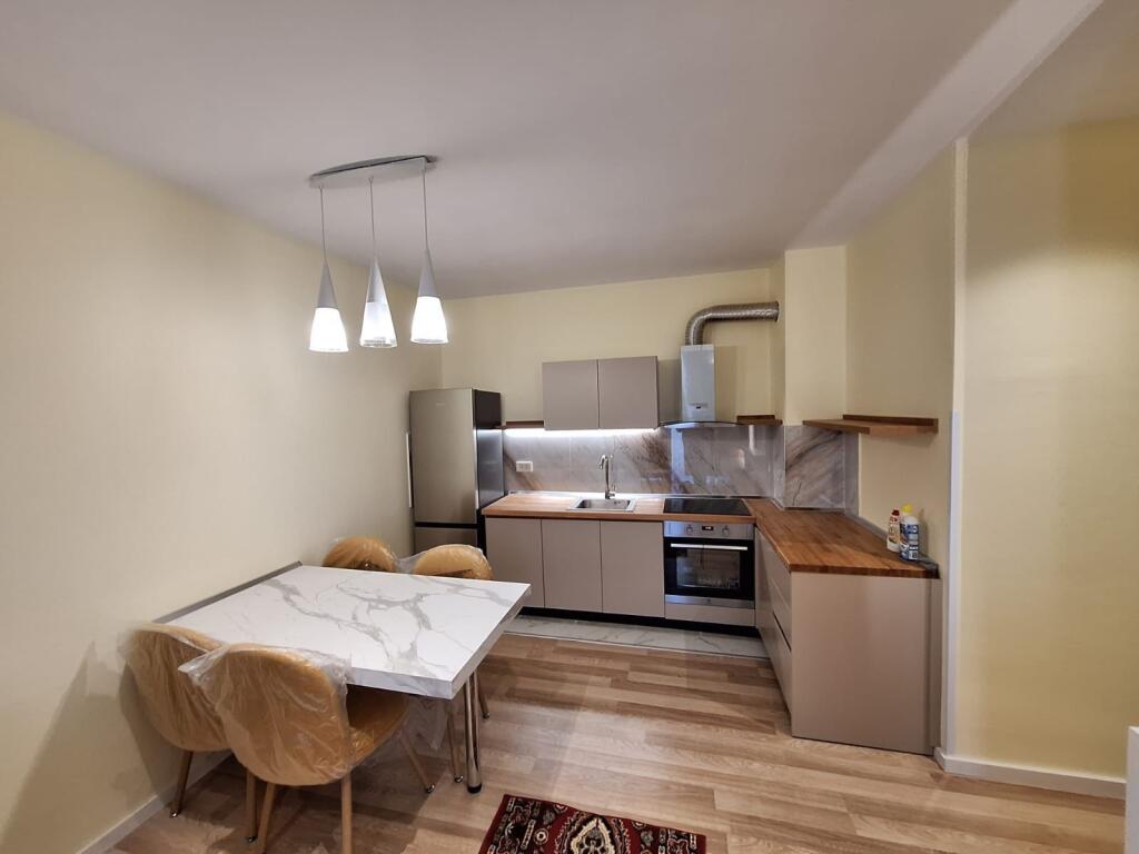 Apartament 2+1 me parkim | Mine Peza, rezidencë moderne