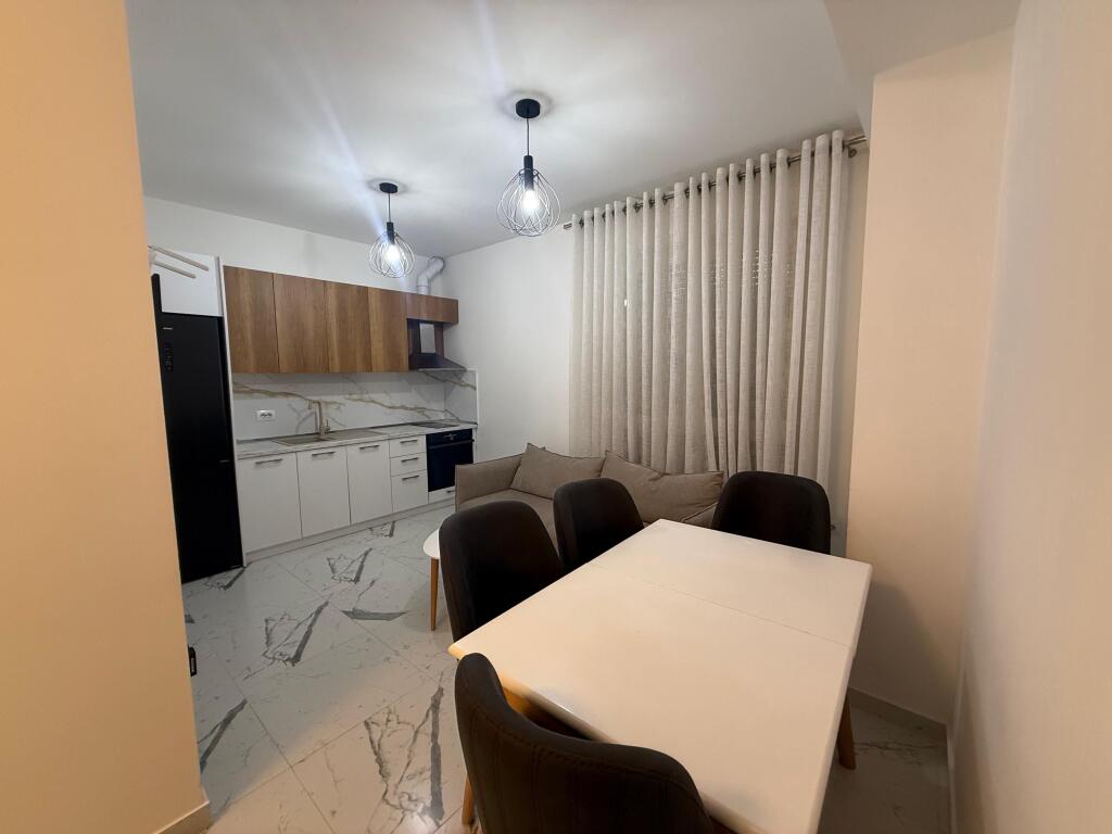Appartamento in affitto 2+1 a Myslym Shyr, Tirana