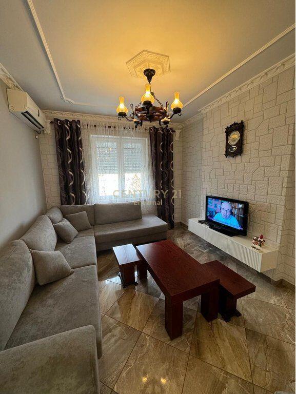 Apartment 2+1+2 Block