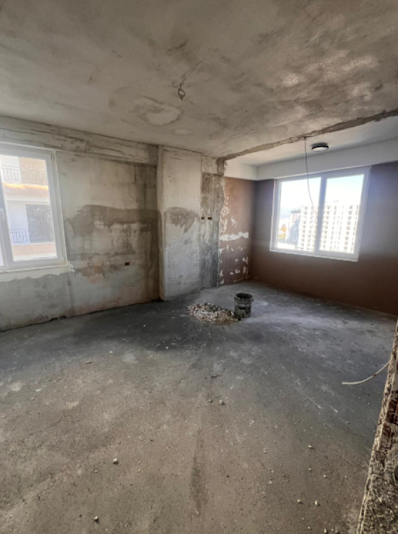💥 ESCLUSIVO – APPARTAMENTO 1+1 IN VENDITA 🏡 📍 Campo di Aviazione, vicino alla Scuola Dhoro Leka