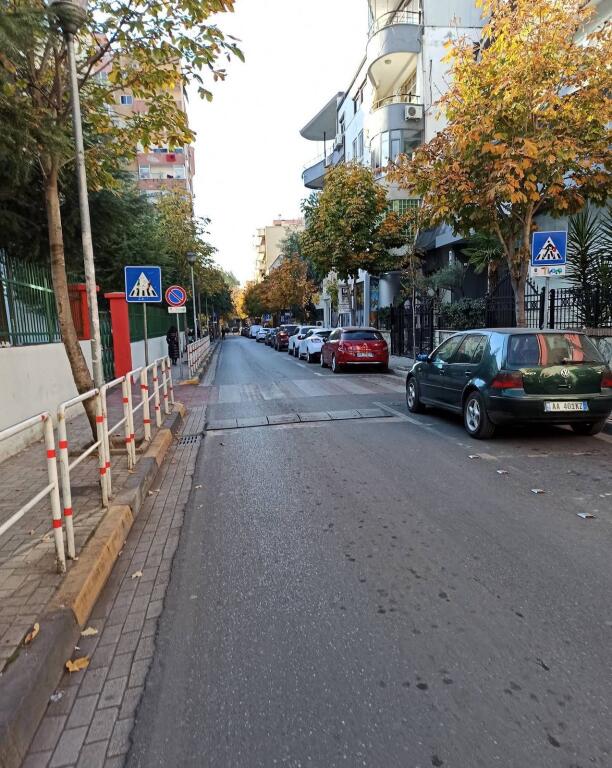 OFFICE FOR RENT 140 M2 BLOCK 1,400 EURO