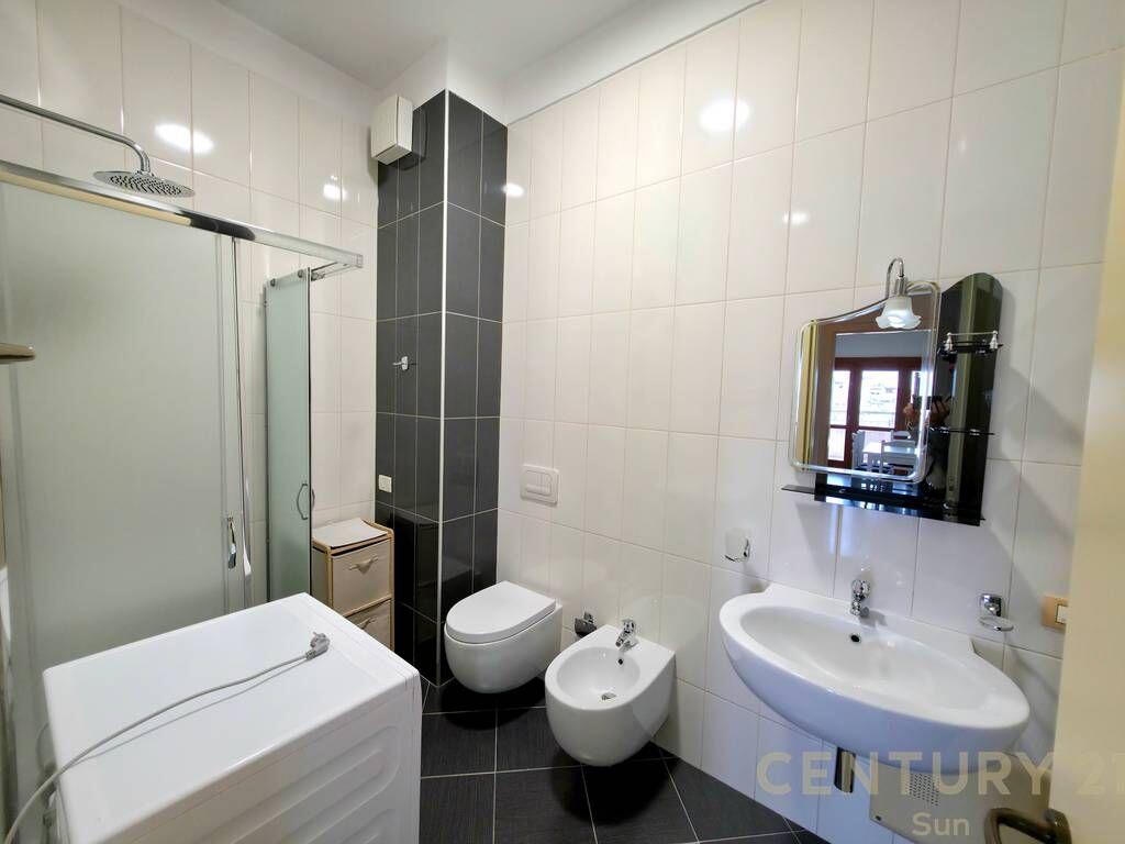 APARTAMENT PREMIUM 3+1 PER SHITJE PRANE LIQENIT 550,000 € Sip. Totale  251m2