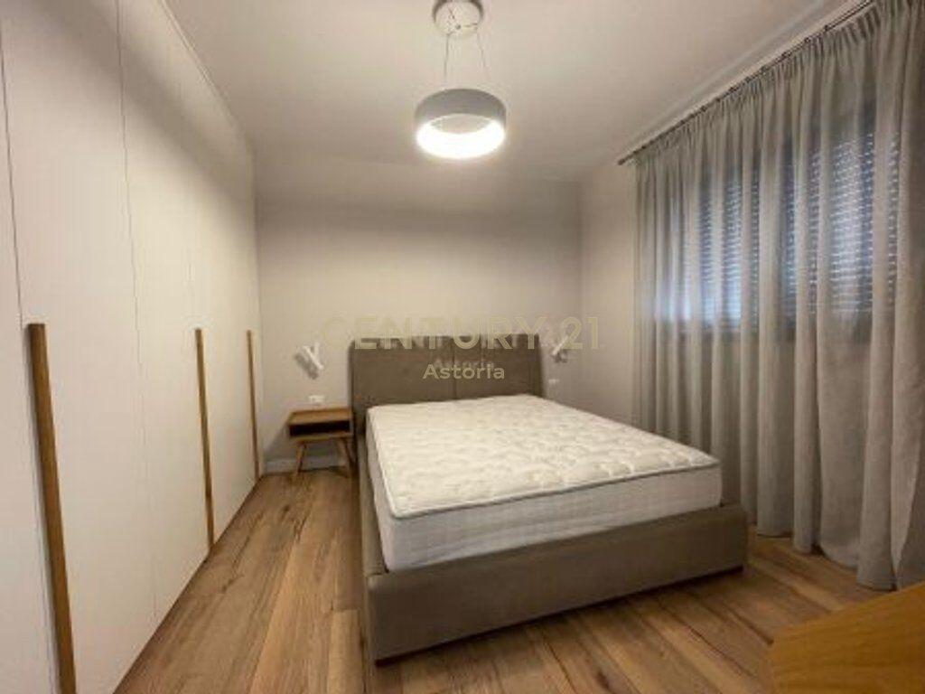 Apartament 1+1 NE ASTIR PER QIRA