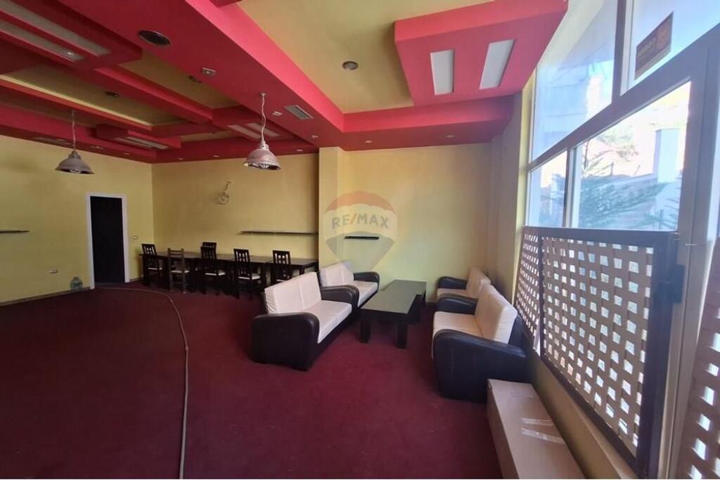 Bar/Kafe - Për Shitje - Rruga e Thesarit, Tiranë(ID: 530411012-66)