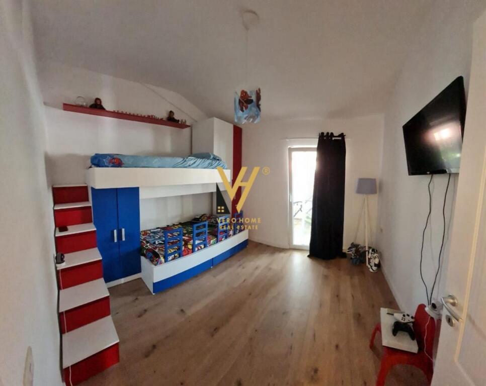 ATTICO 3+1+2+VERANDA IN VENDITA A MALI I ROBIT, GOLEM 300.000 EURO