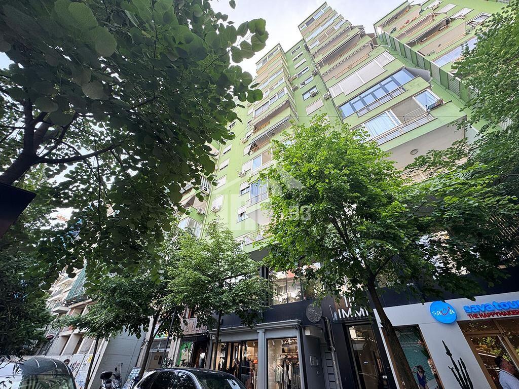 OFFICE FOR RENT 526 M2 BLLOK 5,000 EURO