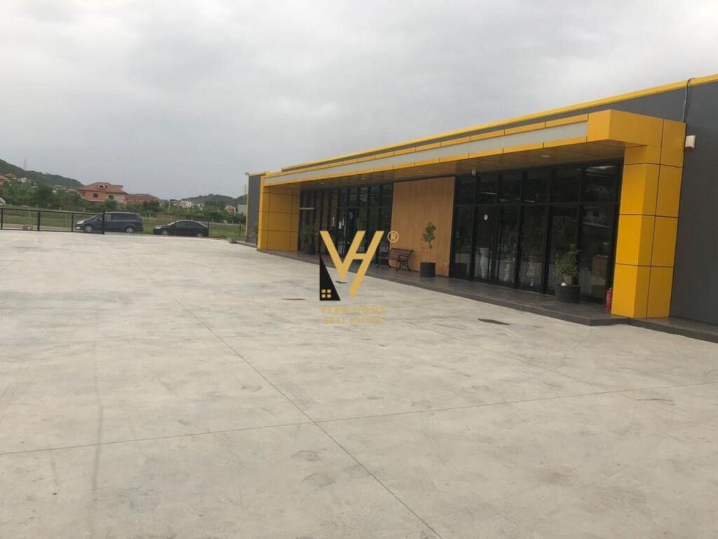 WAREHOUSE 4,500 M2 FOR RENT IN PRUSH 6,000 EURO