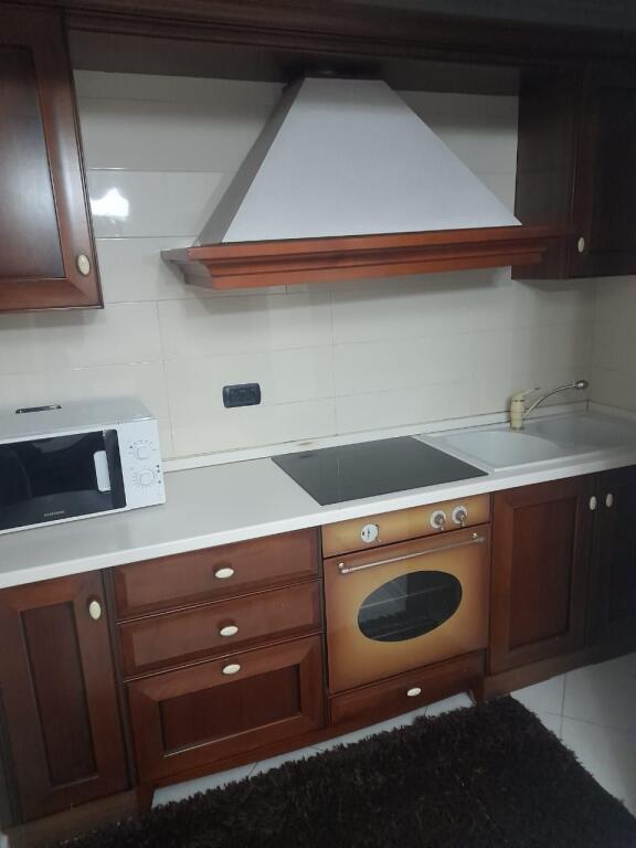 Jepet apartament 1+1 me qira – Vasil Shanto!!!