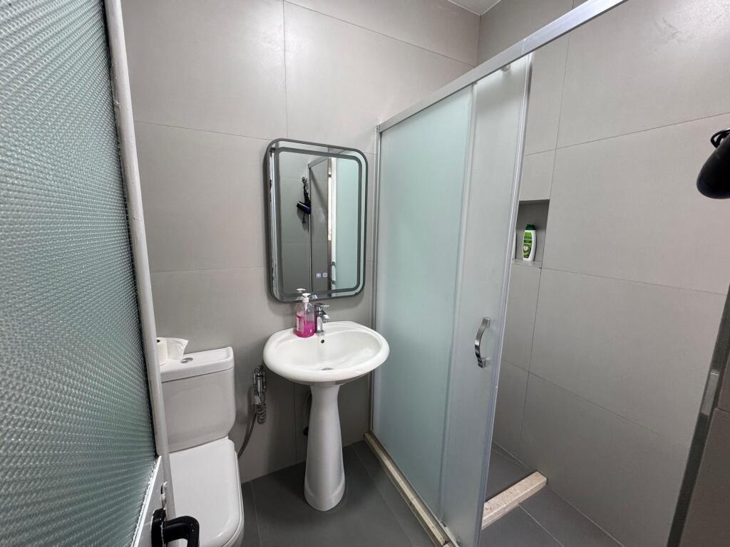 Jepet apartament me qera 1+1 lagja 13 durres